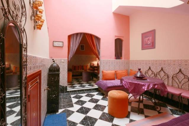 Maison Riad Traditionnel Idealement Situe A Marrakech 马拉喀什 外观 照片