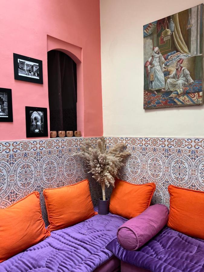 Maison Riad Traditionnel Idealement Situe A Marrakech 马拉喀什 外观 照片